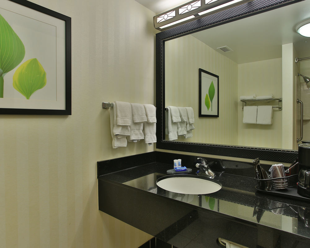 Fairfield Inn And Suites By Marriott San Antonio Northeast / Schertz / Rafb Eksteriør billede