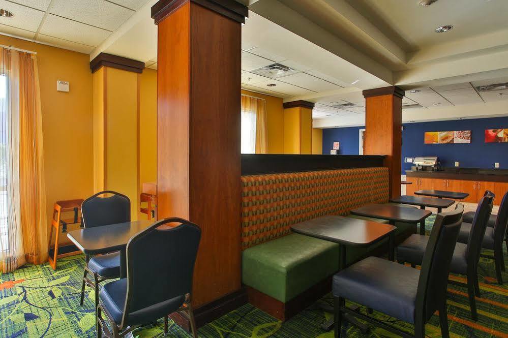 Fairfield Inn And Suites By Marriott San Antonio Northeast / Schertz / Rafb Eksteriør billede